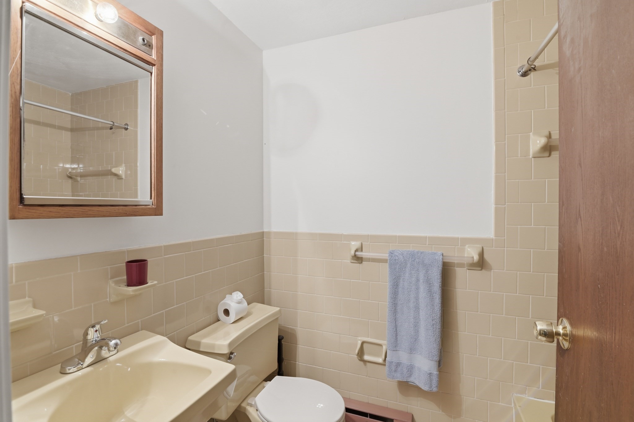115 W Squantum St # 513 Property Photo 2