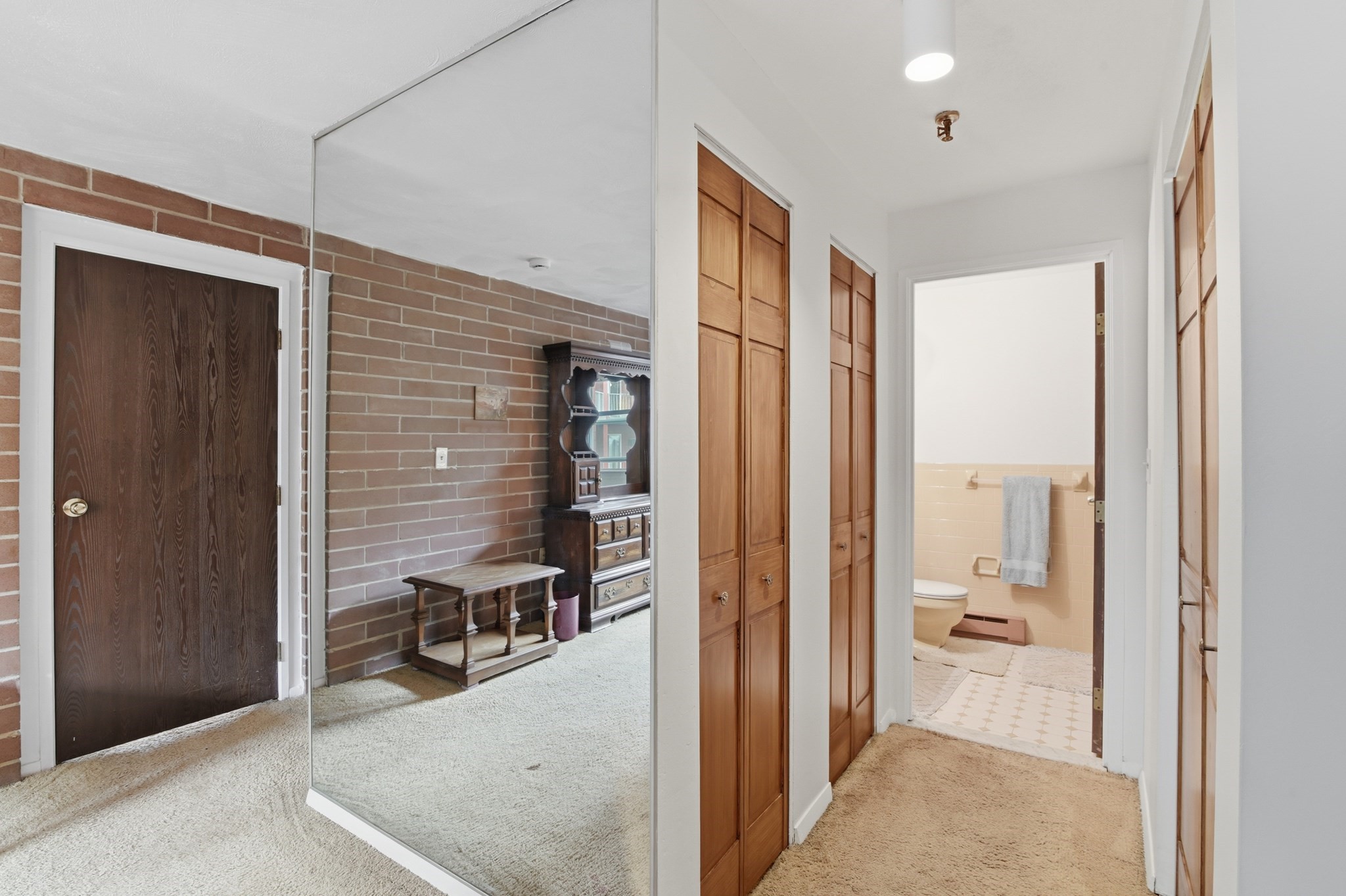 115 W Squantum St # 513 Property Photo 3