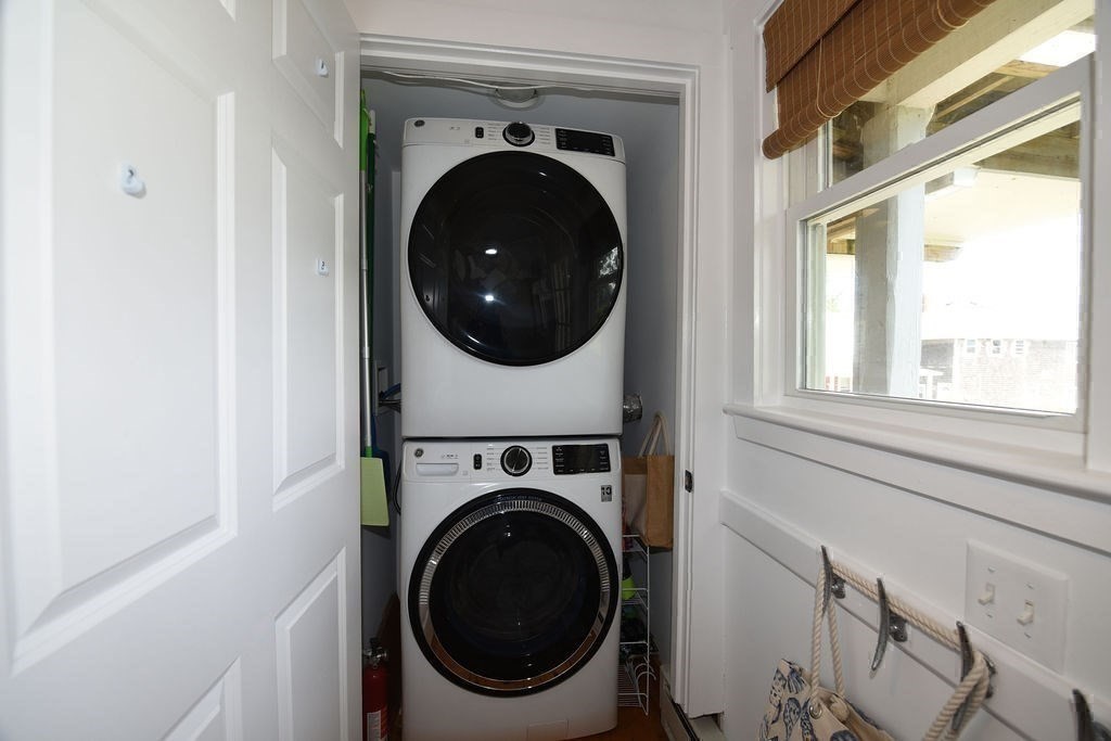 6 Avenue B Property Photo 11
