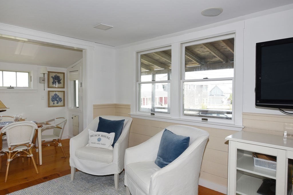 6 Avenue B Property Photo 14