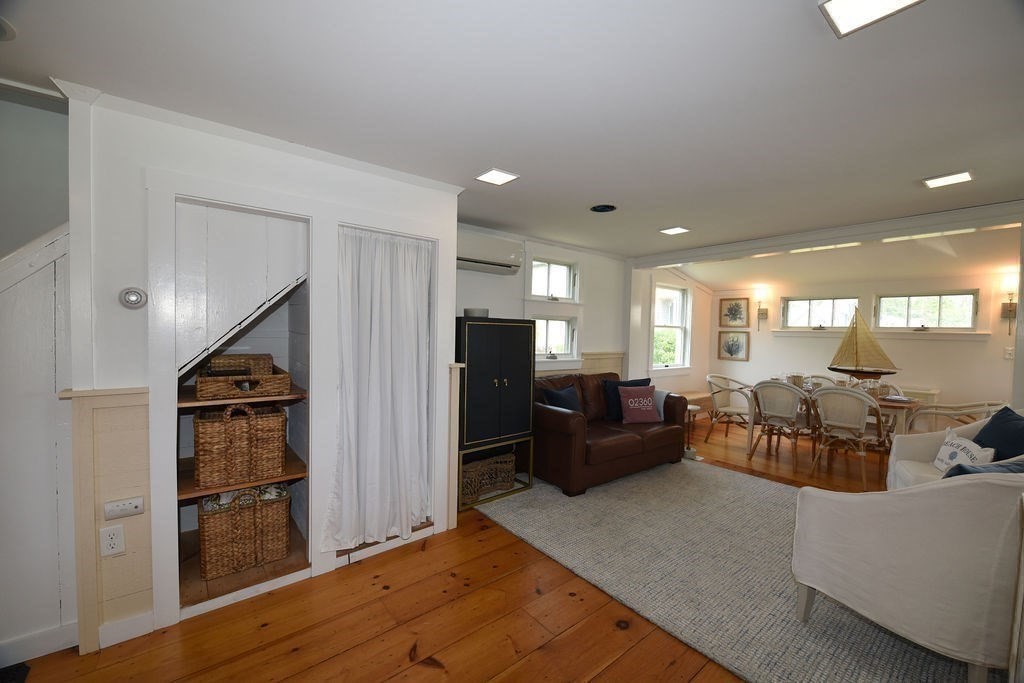6 Avenue B Property Photo 17