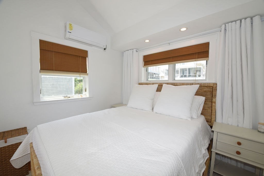 6 Avenue B Property Photo 24