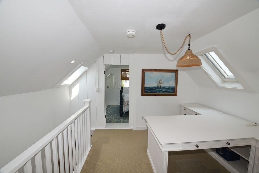 6 Avenue B Property Photo 32