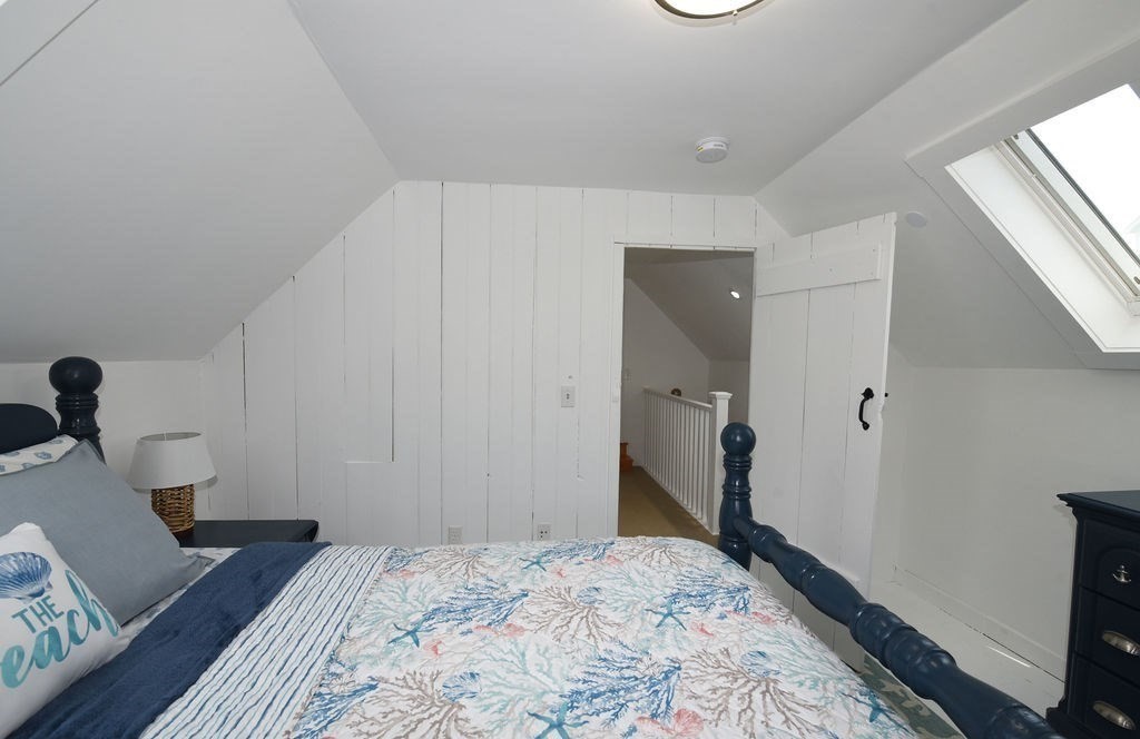 6 Avenue B Property Photo 35