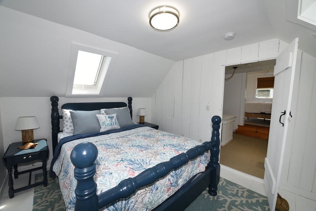 6 Avenue B Property Photo 36