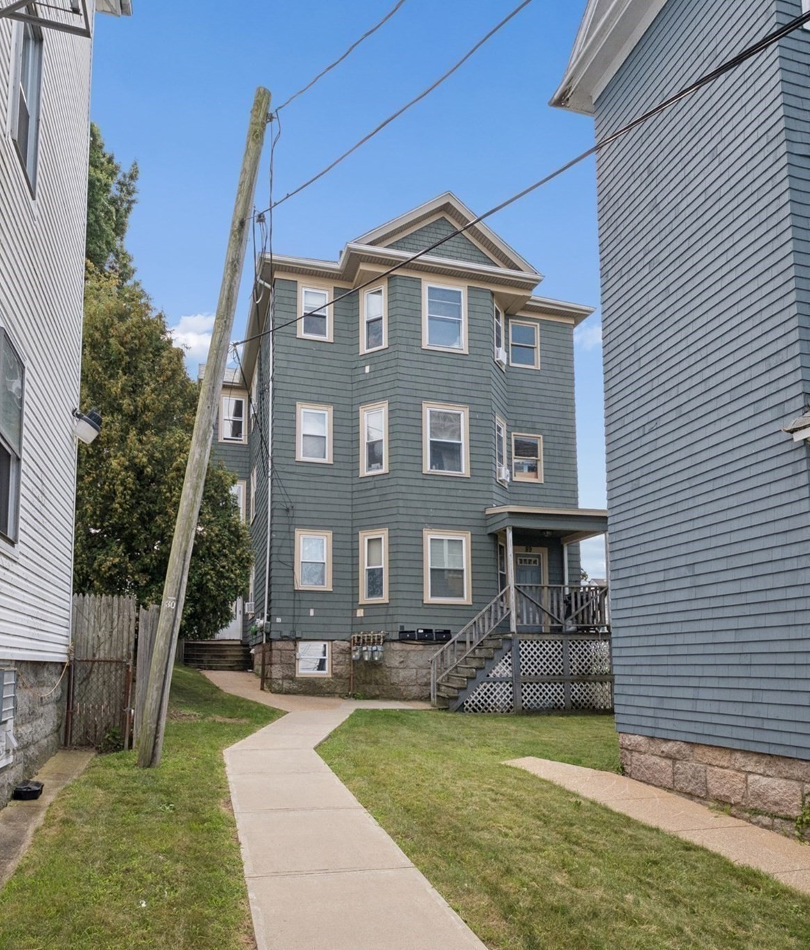 89 Rockland St Property Photo 1