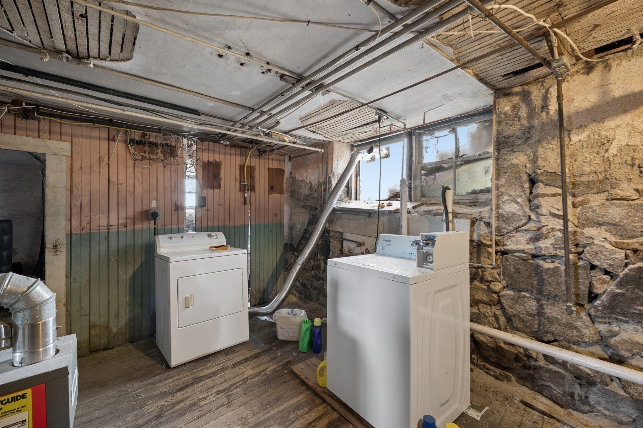 89 Rockland St Property Photo 26