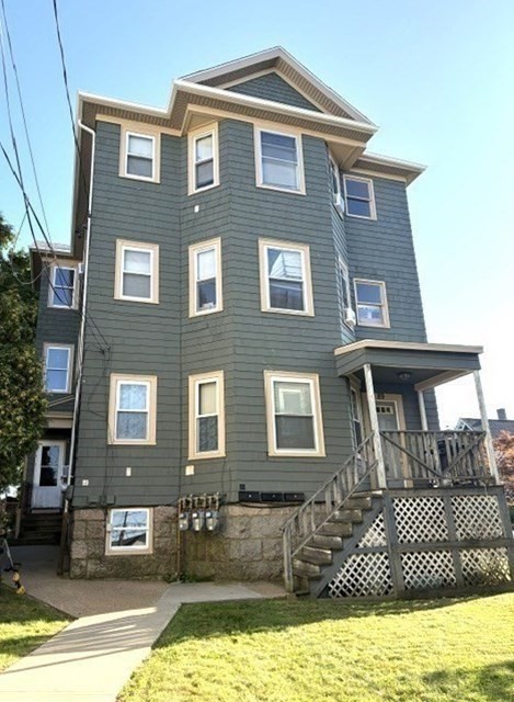 89 Rockland St Property Photo 29