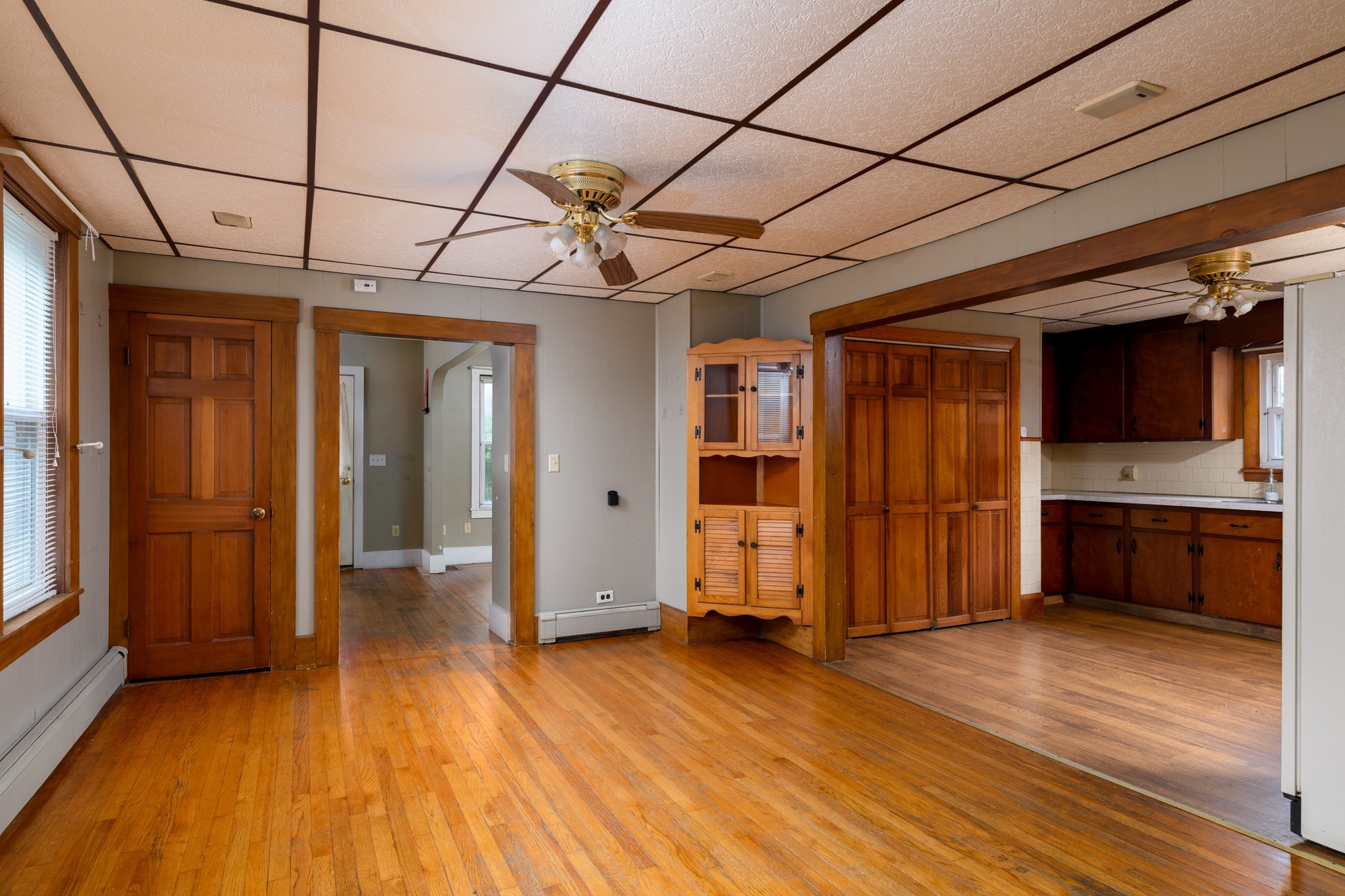 111 Gleason Ave Property Photo 4