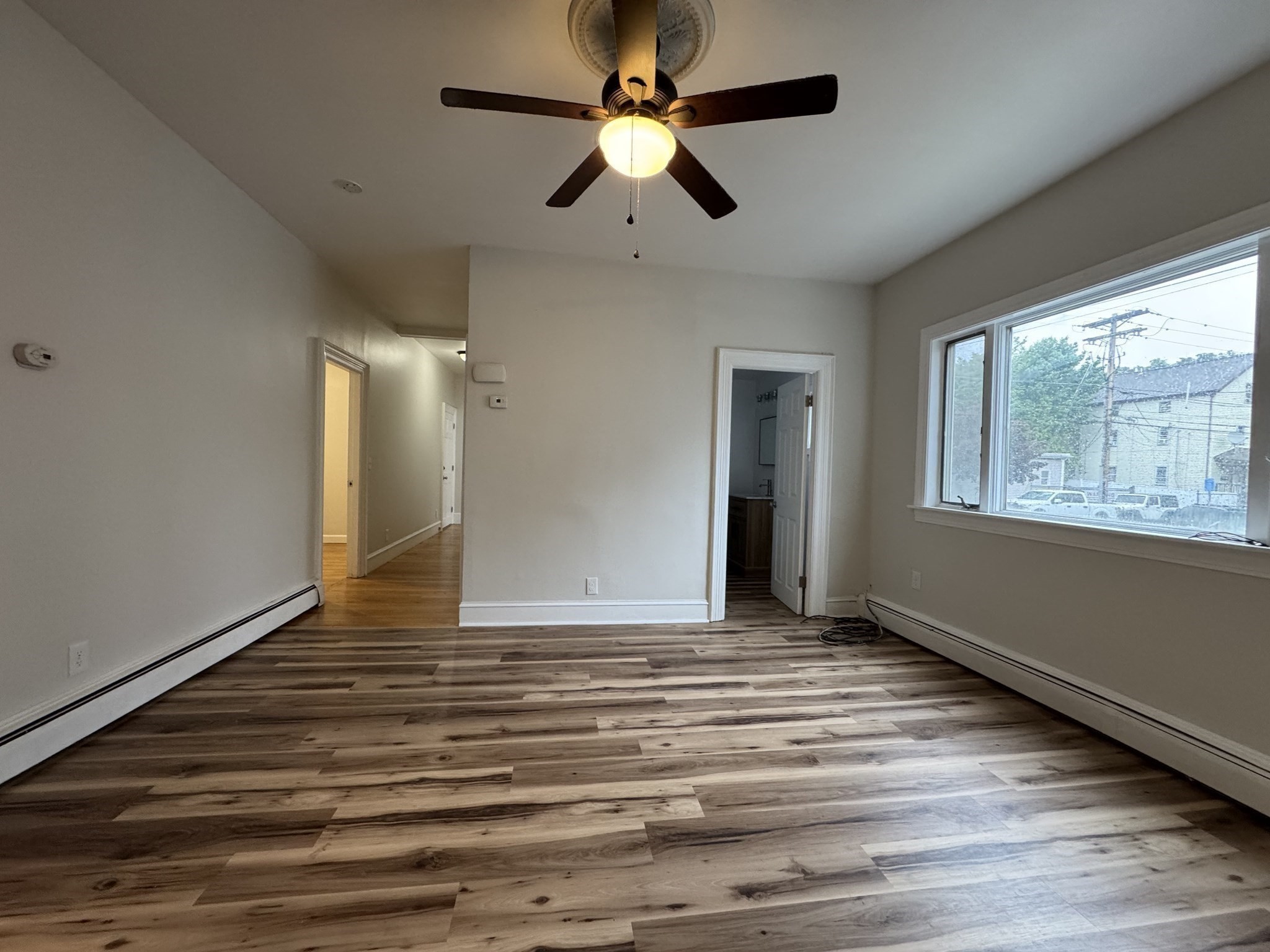 631 Walnut St Property Photo 4