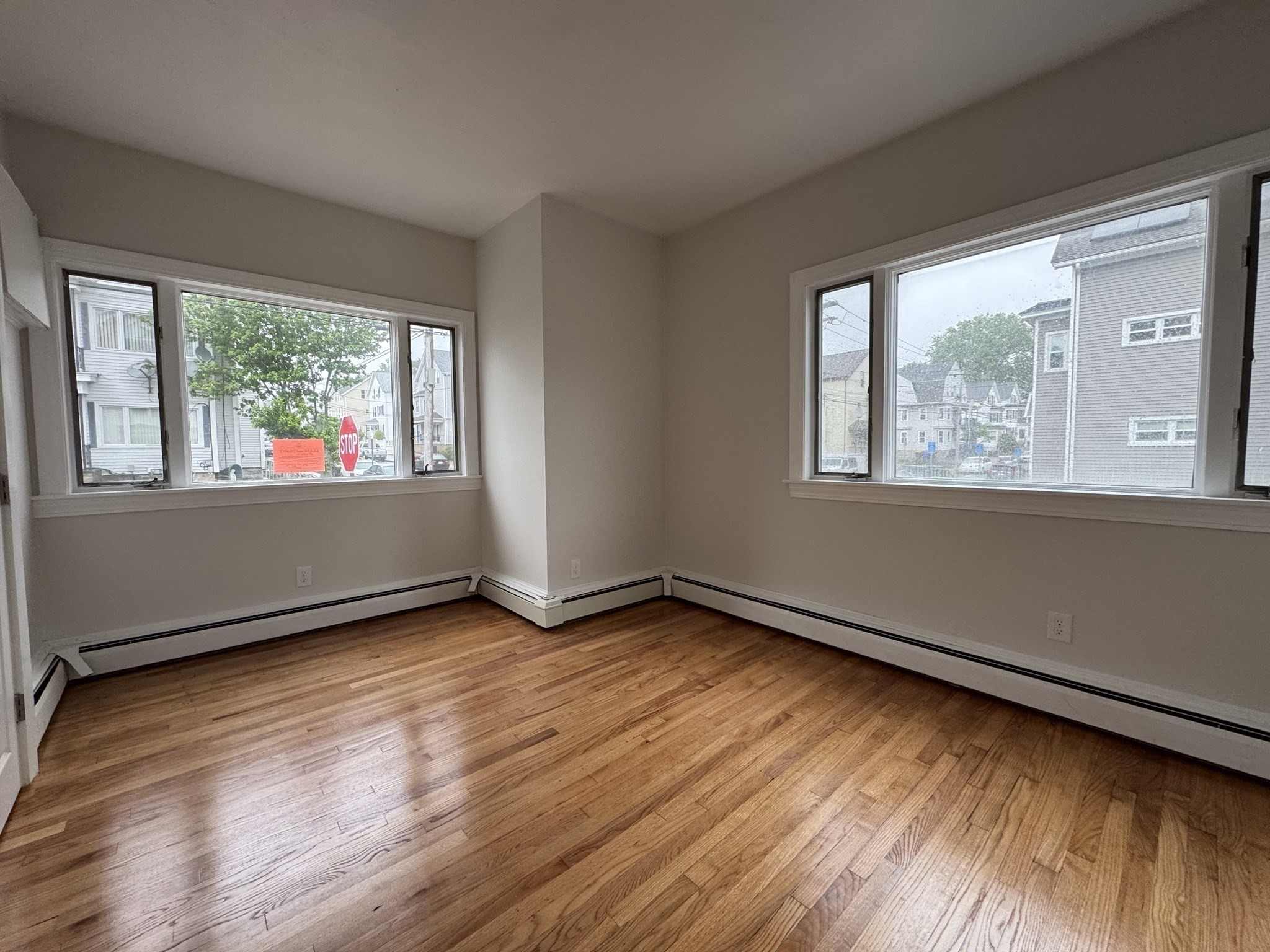 631 Walnut St Property Photo 10