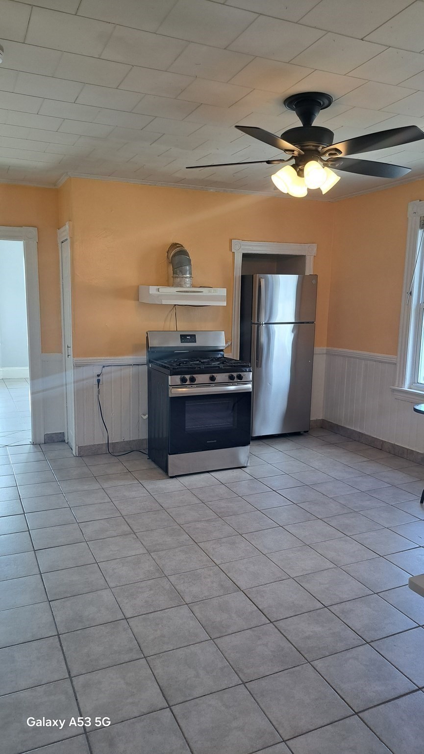 4 Plum St # 3 Property Photo 10