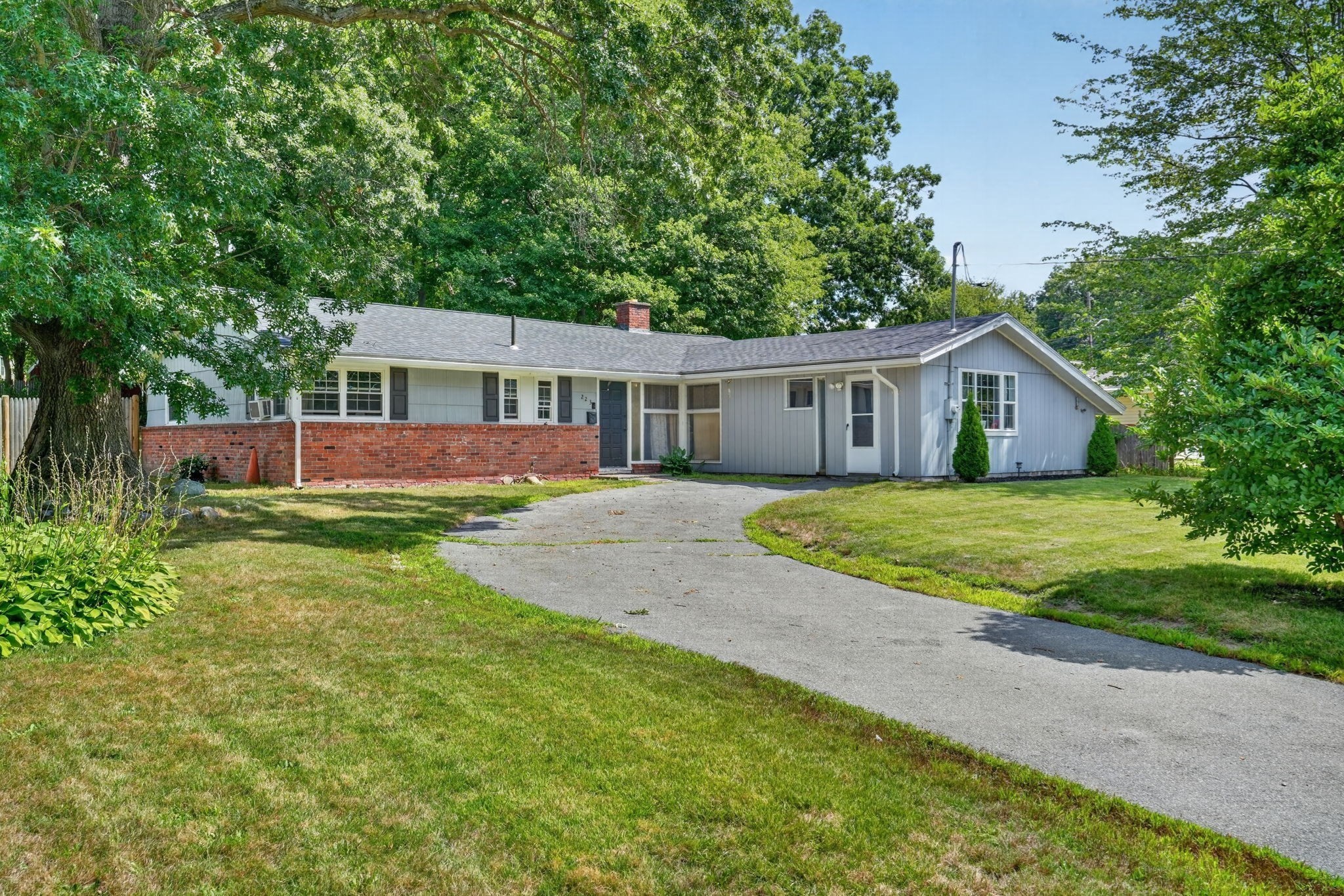 223 Elsie Rd Property Photo 1