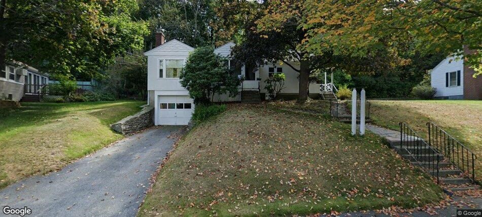 43 Zenith Dr Property Photo 1