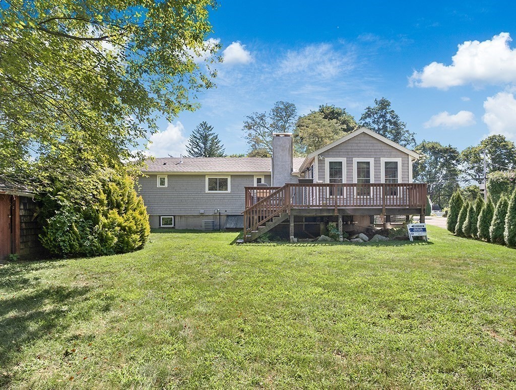 6 Pine St Property Photo 32