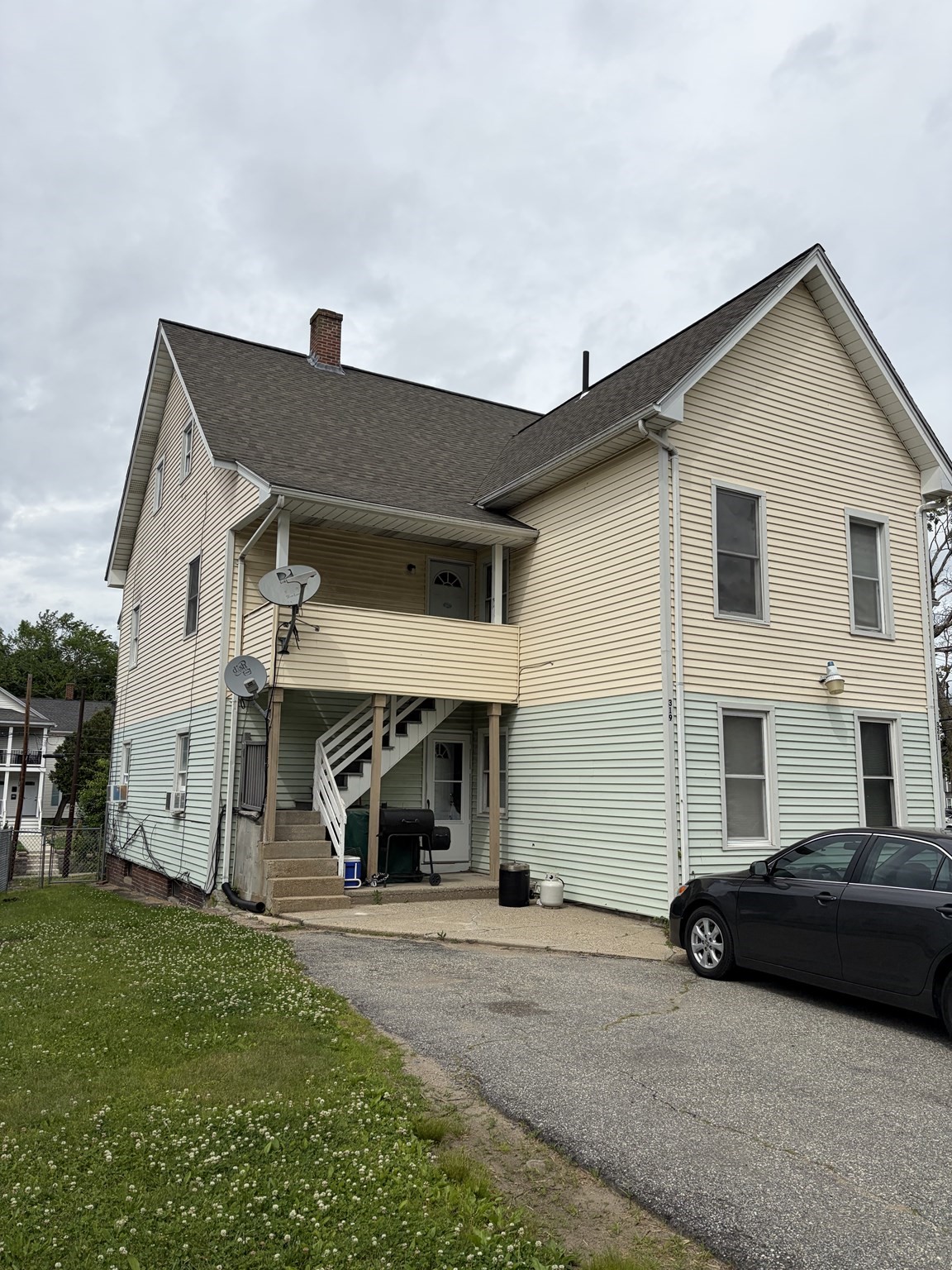 319 Main Street # 2 Property Photo 1