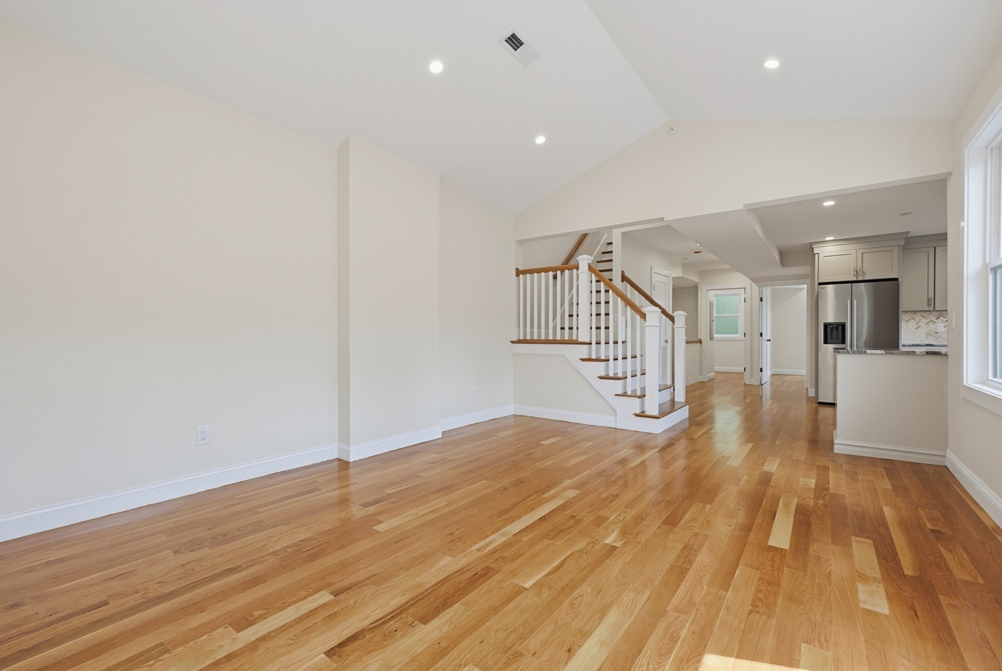 51 Eddy St. # 2 Property Photo 9