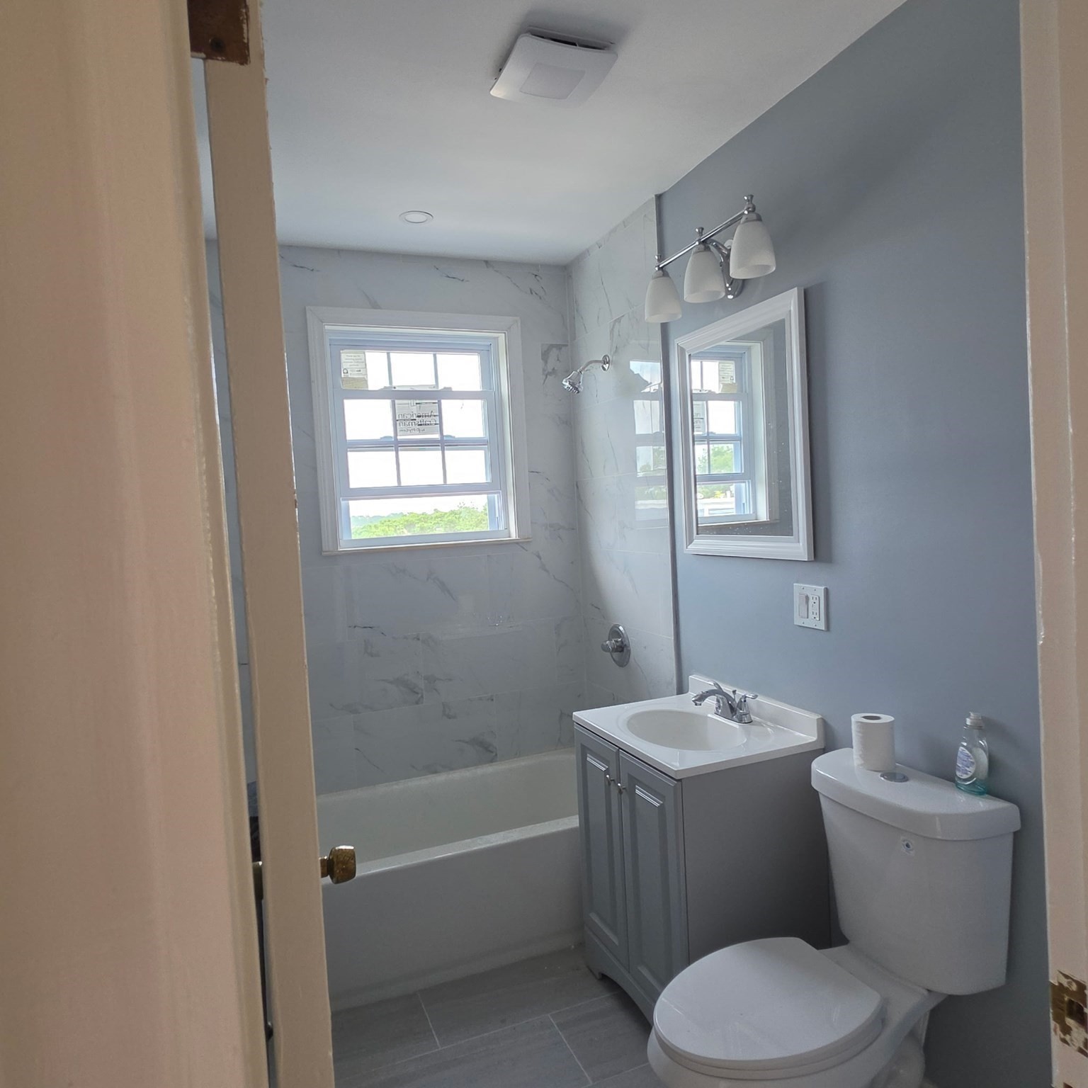 39 Goodale Rd # 2 Property Photo 7