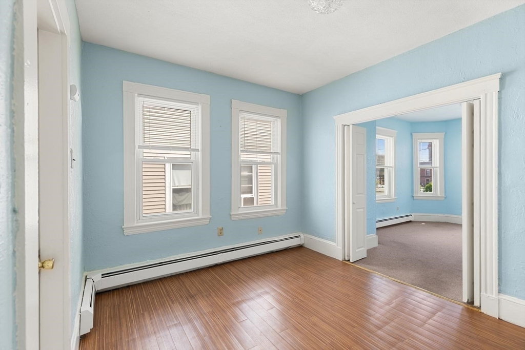19 Fernwood Ave Property Photo 5