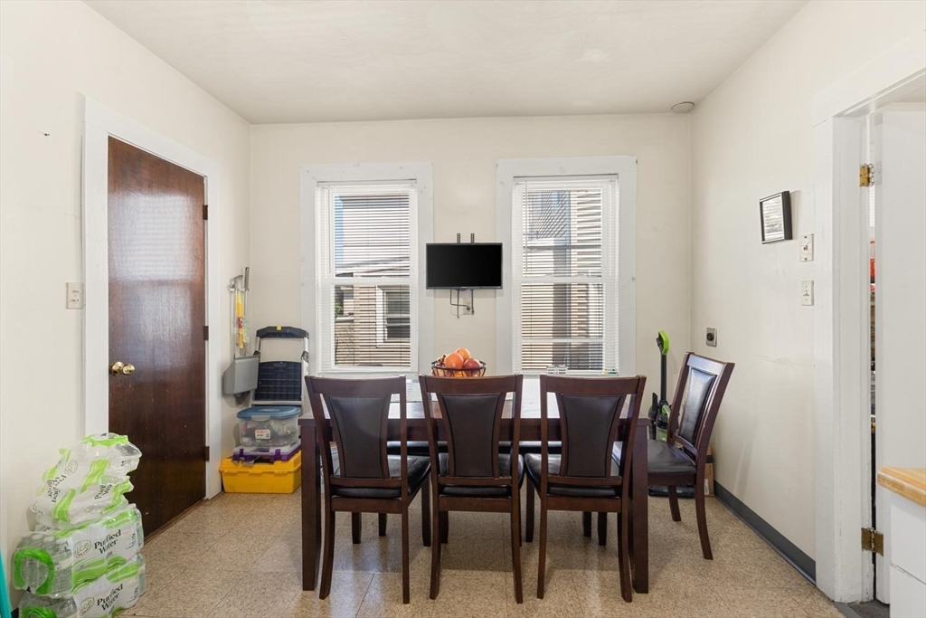 19 Fernwood Ave Property Photo 18