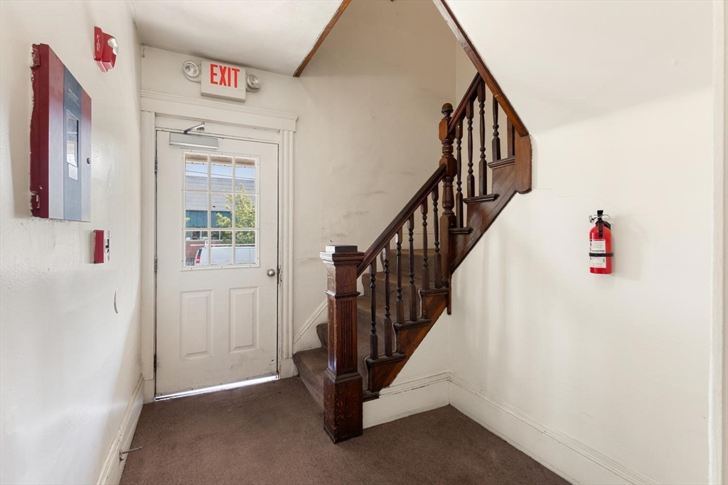 19 Fernwood Ave Property Photo 21