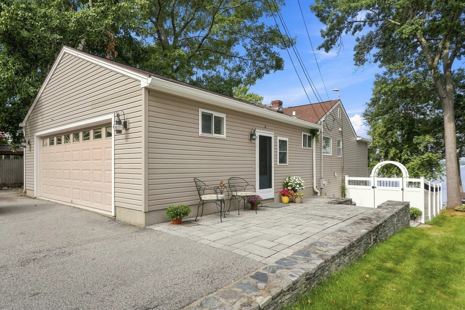 86 Bates Point Rd Property Photo 32