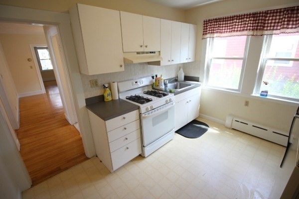 36-38 Dartmouth St # 36 Property Photo 6