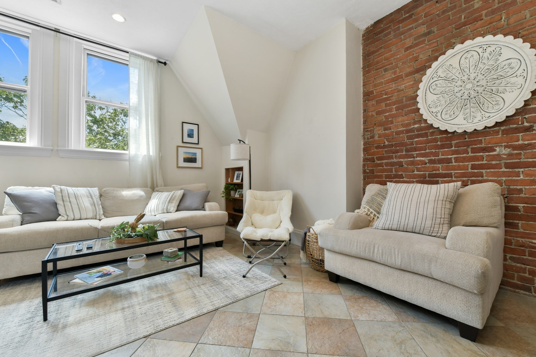 1774 Beacon St # 6 Property Photo 3