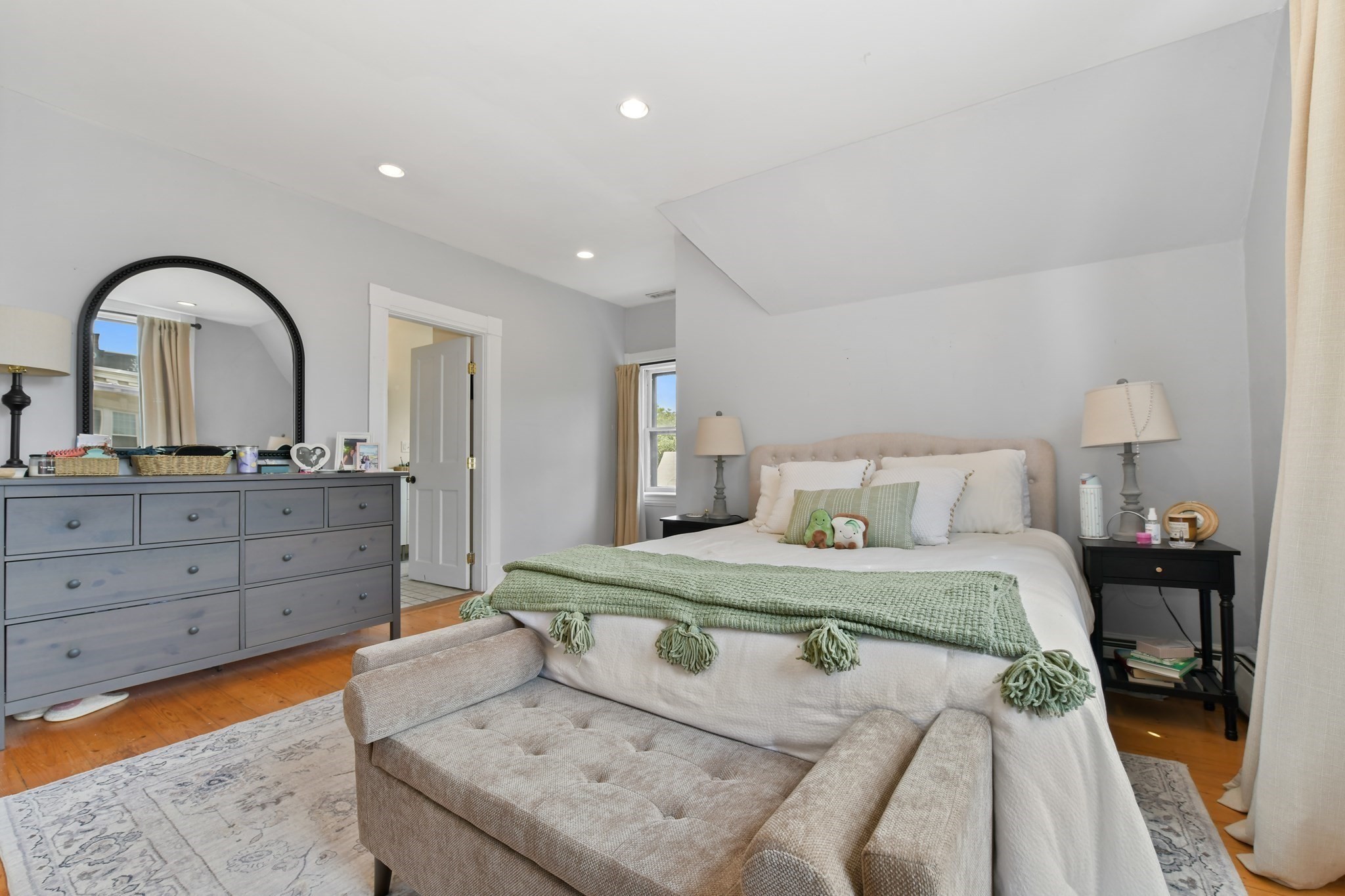 1774 Beacon St # 6 Property Photo 12