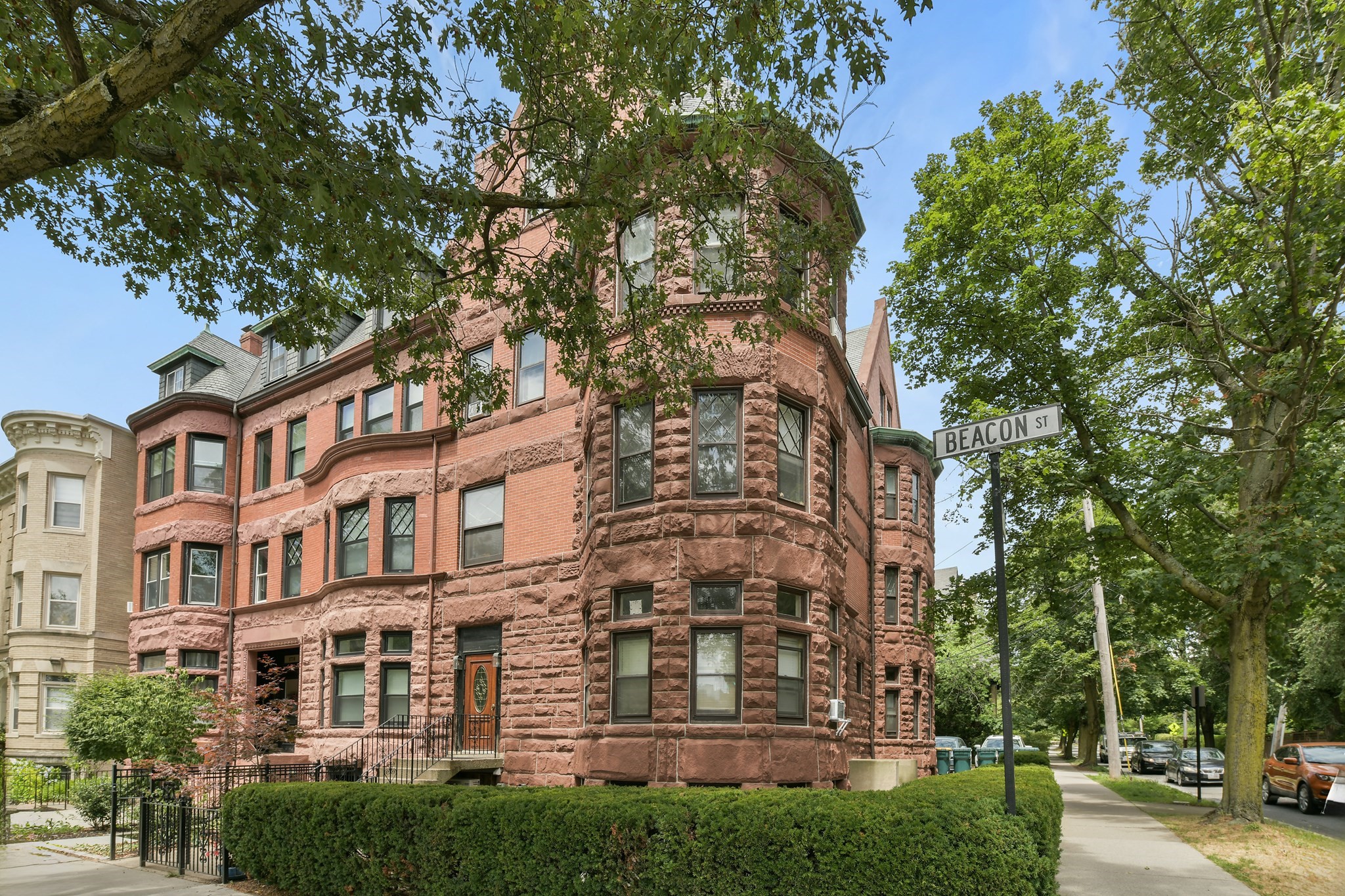 1774 Beacon St # 6 Property Photo 17