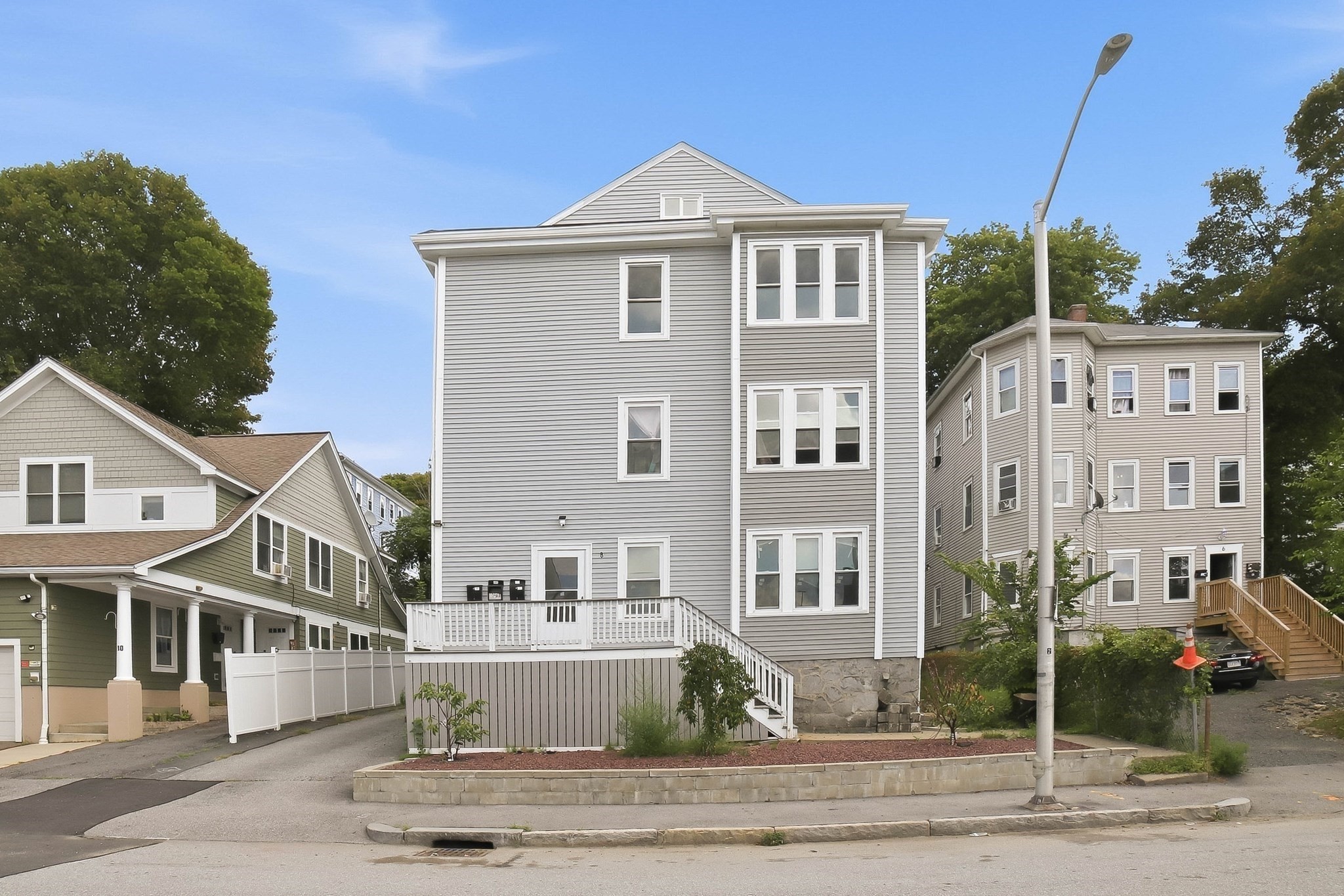 8 Hooper St # 3 Property Photo 1
