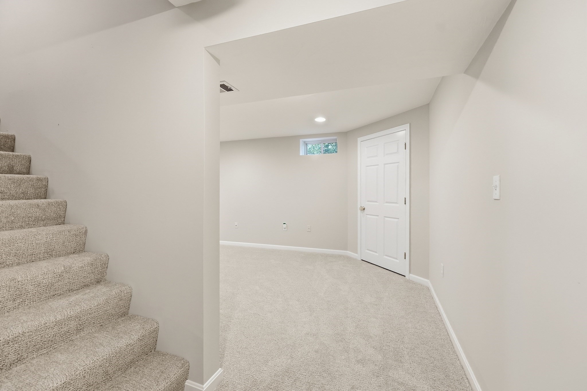 5 Southwood Dr # 50 Property Photo 33