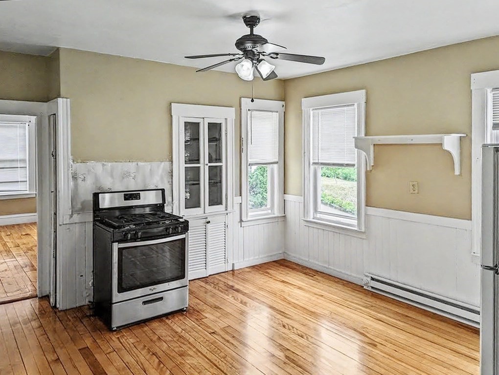 41 Everard St # 3 Property Photo 3