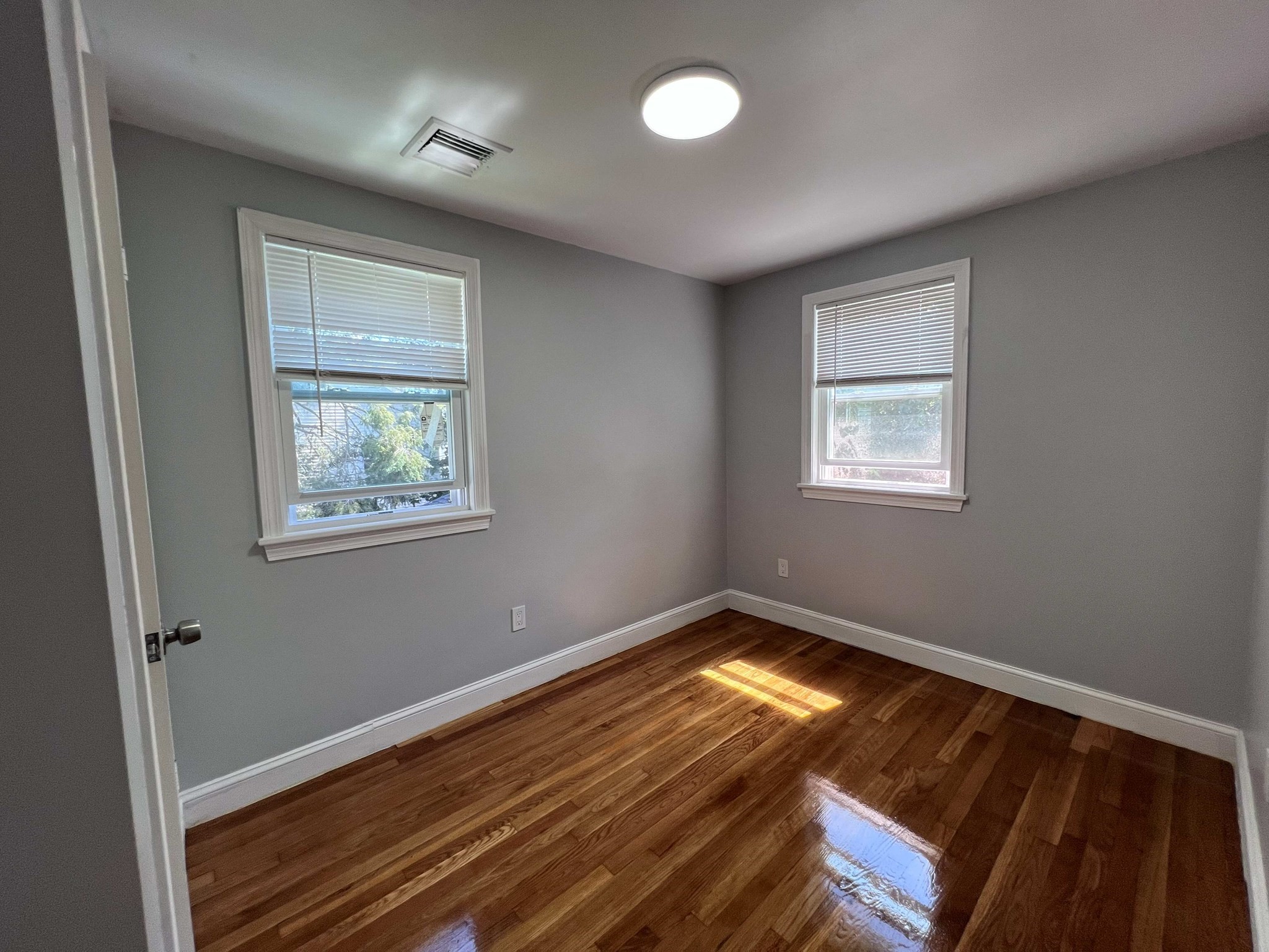 16 Magdala St Property Photo 15
