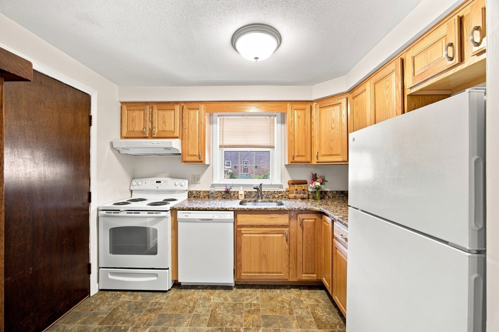 74 Hadley Village # A Property Photo 5