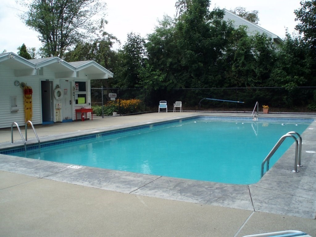 74 Hadley Village # A Property Photo 15