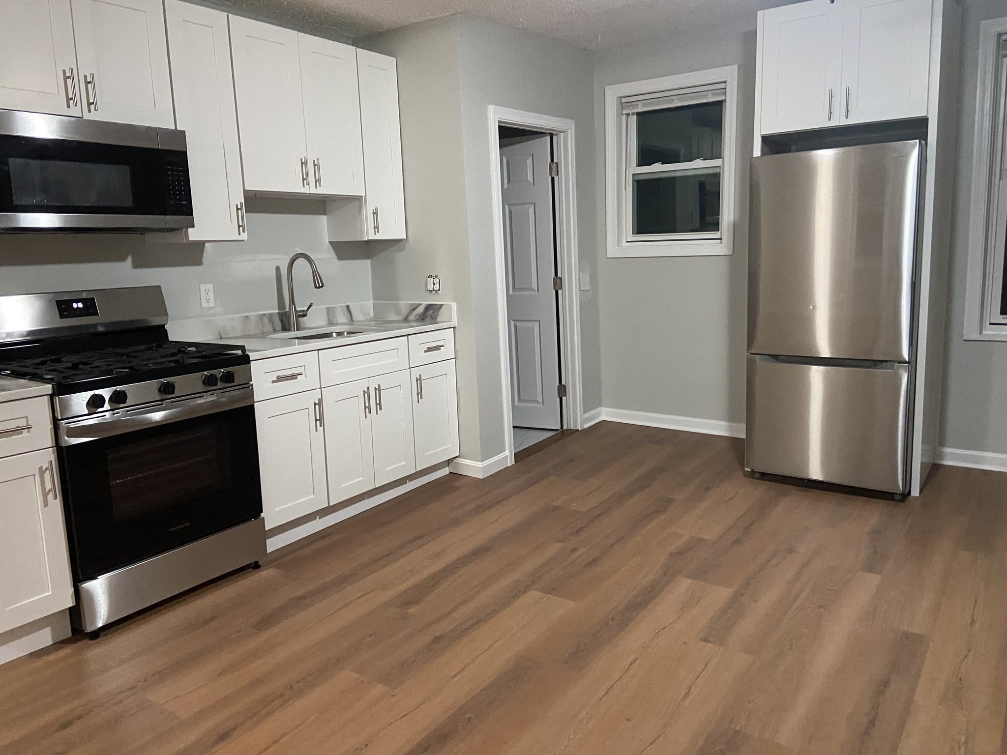 82 Montaup St # 2 Property Photo 1