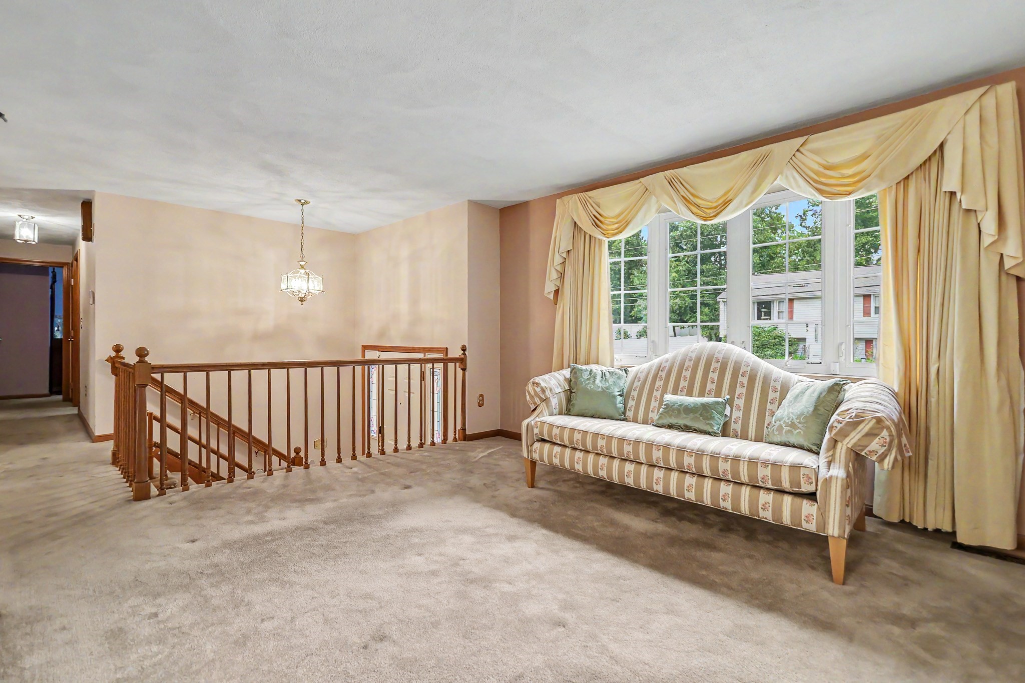 6 Partridge Rd Property Photo 4