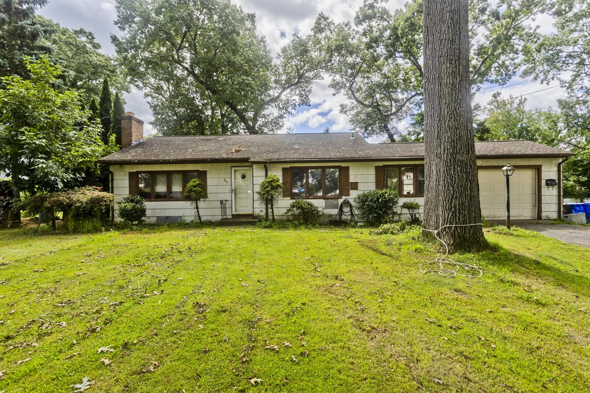 240 E Allen Ridge Rd Property Photo 1