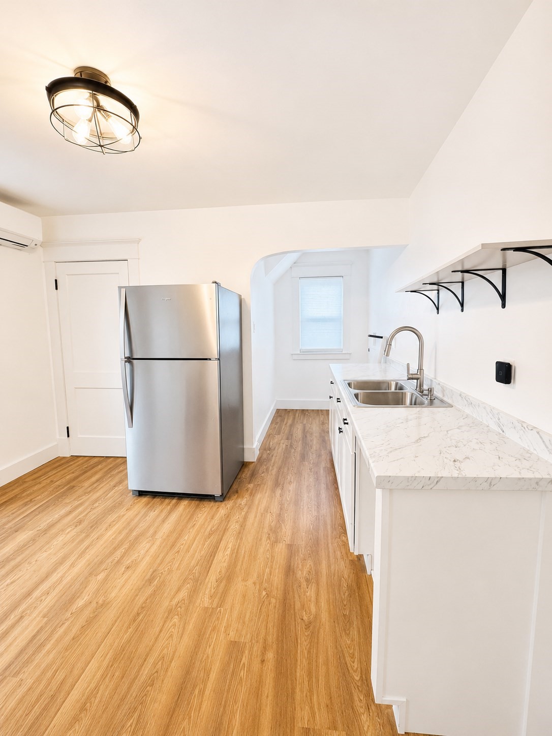 1085 Sumner Ave # 2 Property Photo 4