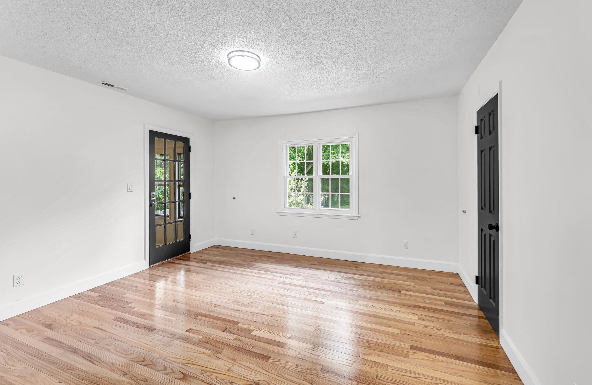 115 Saint James Ave Property Photo 19