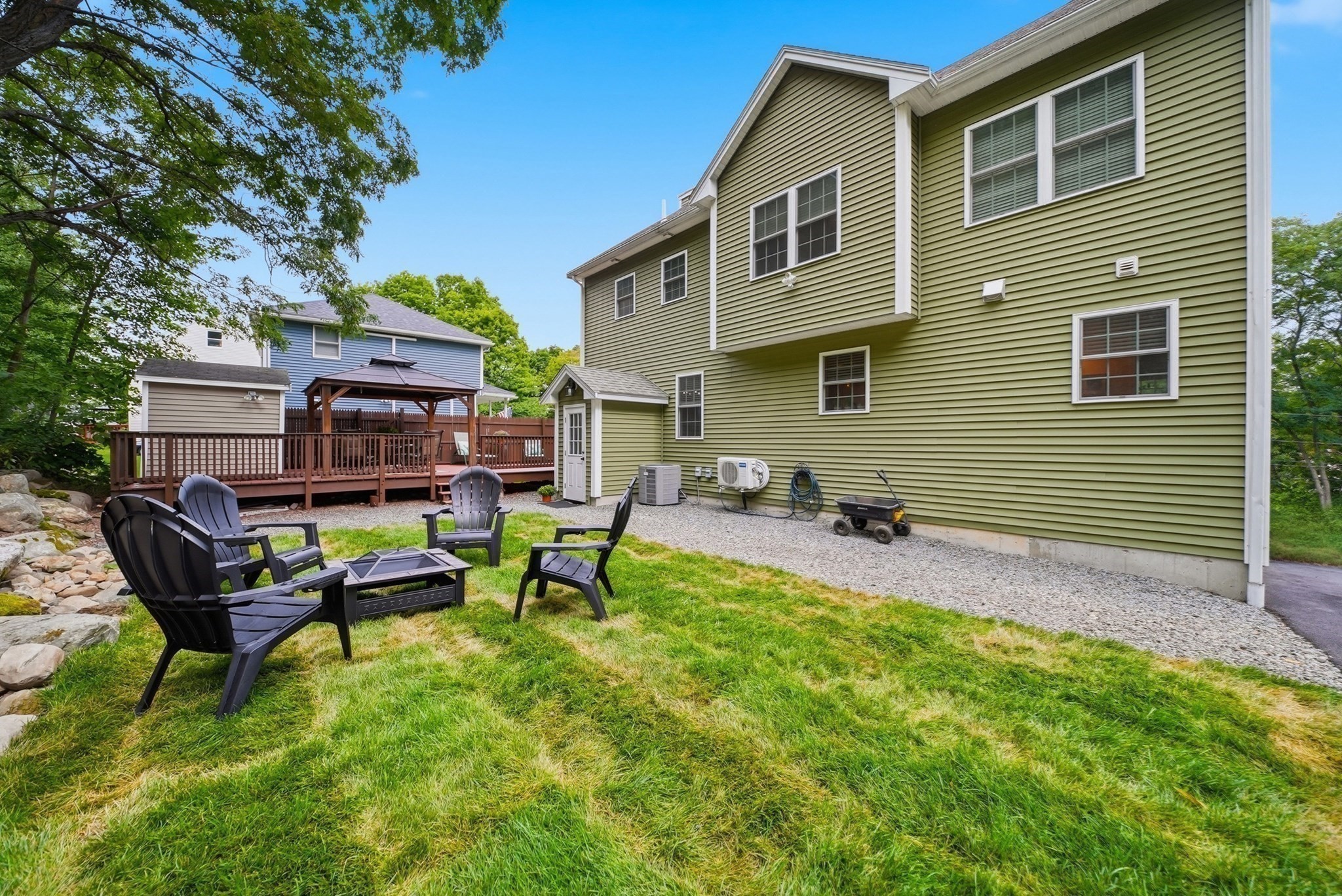 6 Bard St Property Photo 4