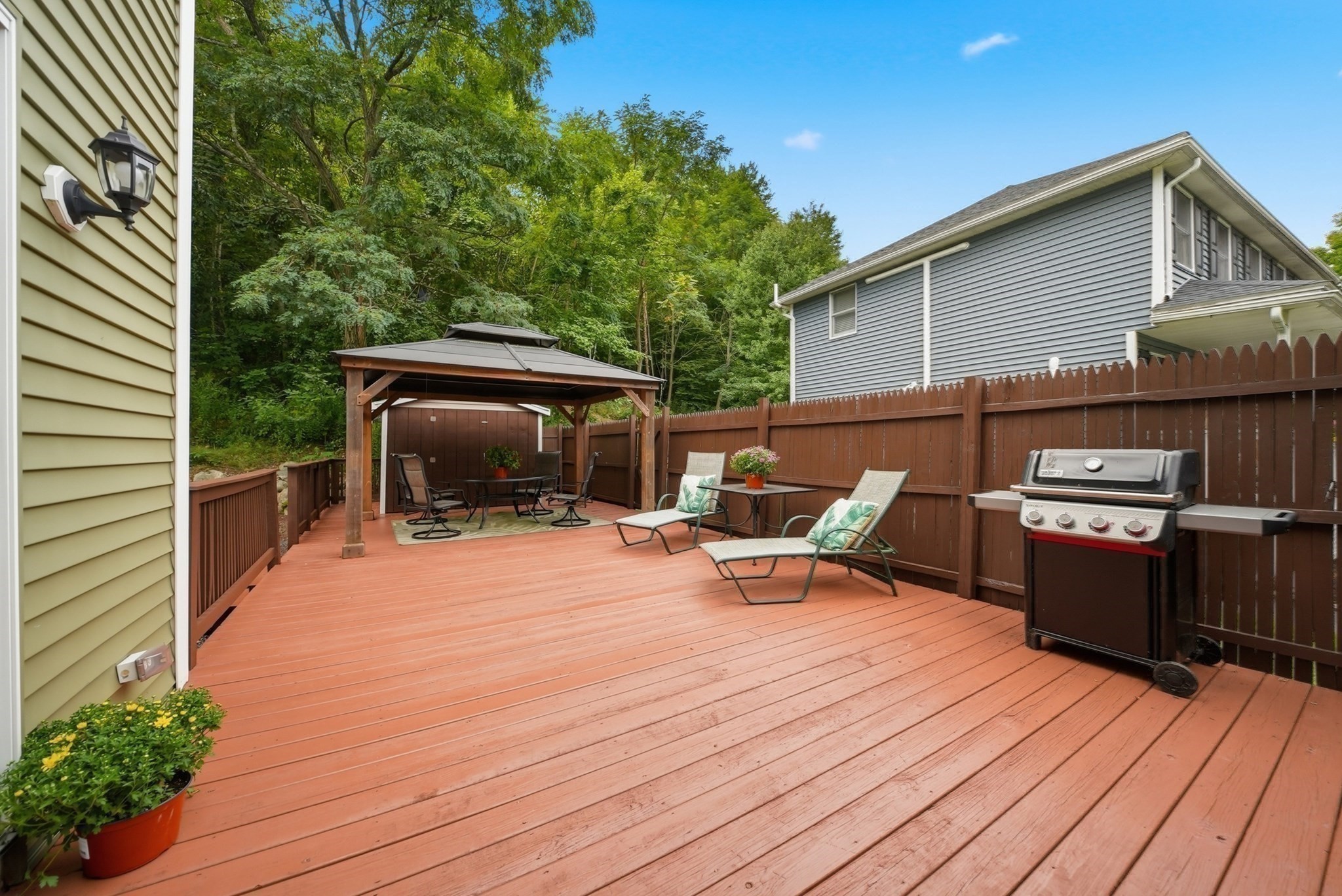 6 Bard St Property Photo 6