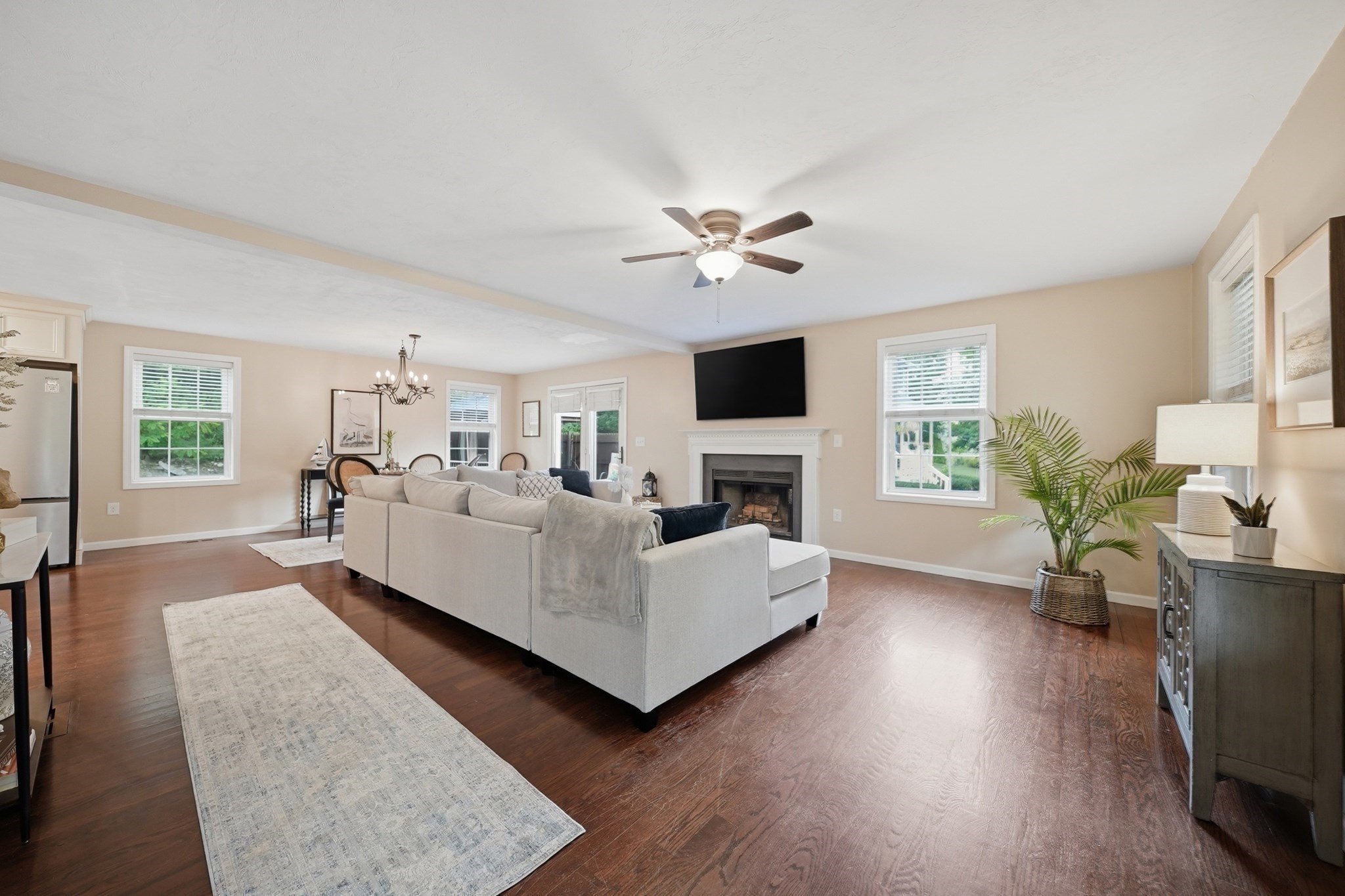 6 Bard St Property Photo 10