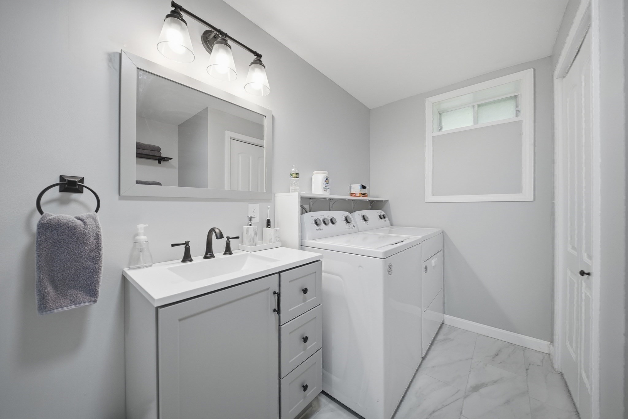 6 Bard St Property Photo 37