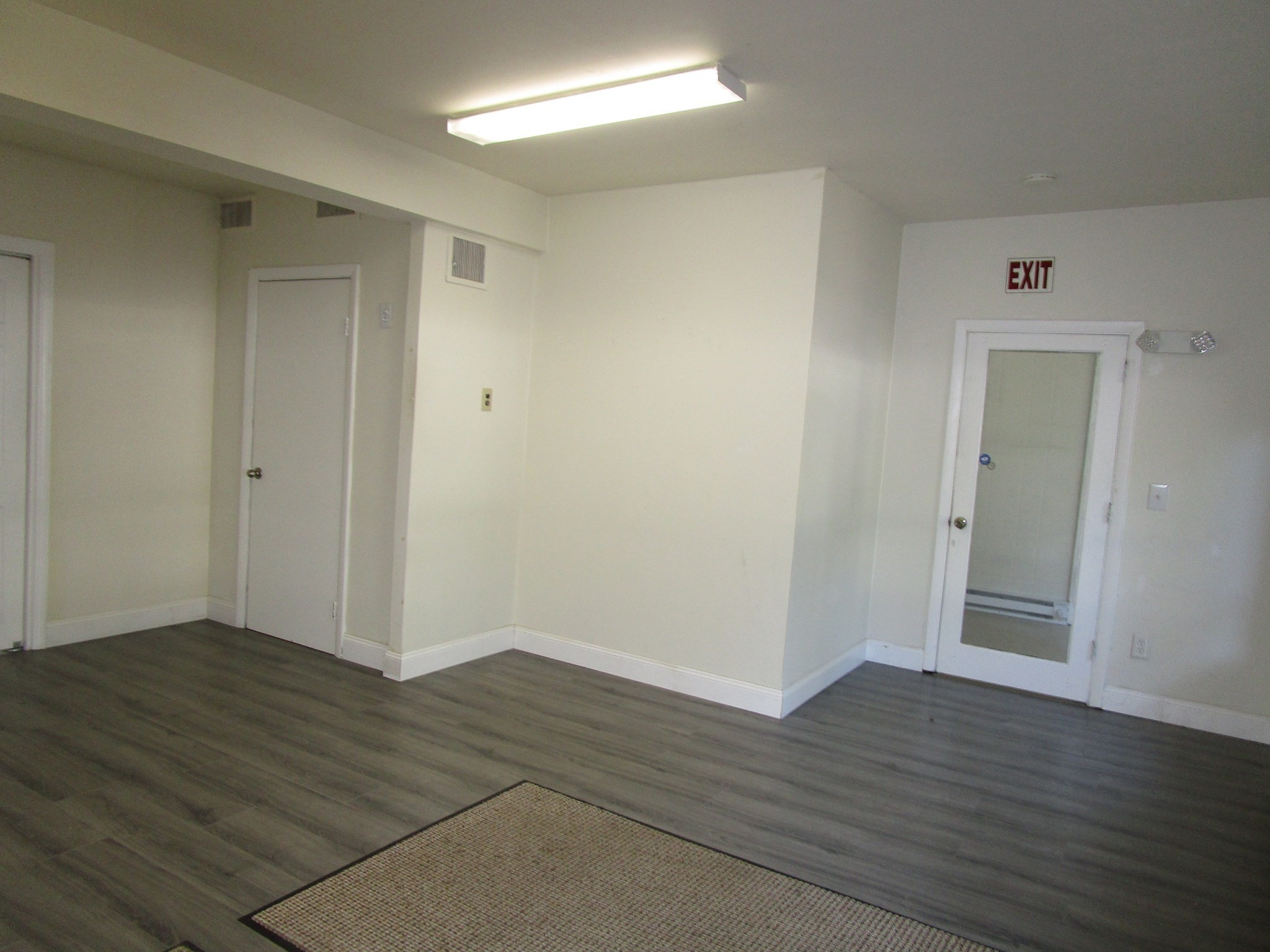 469 Bridge Street Property Photo 8
