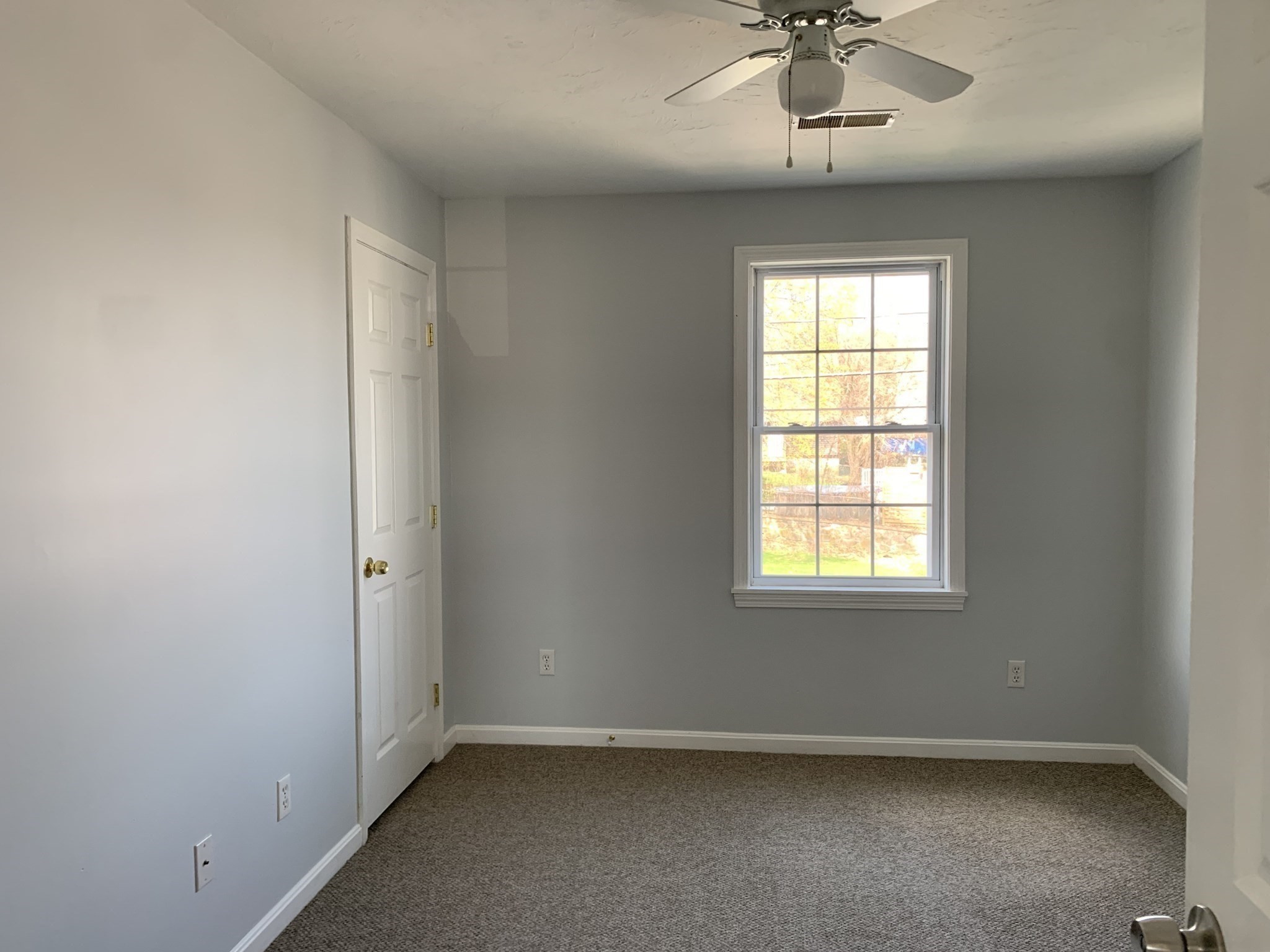172 Lawrence St. # 1 Property Photo 5
