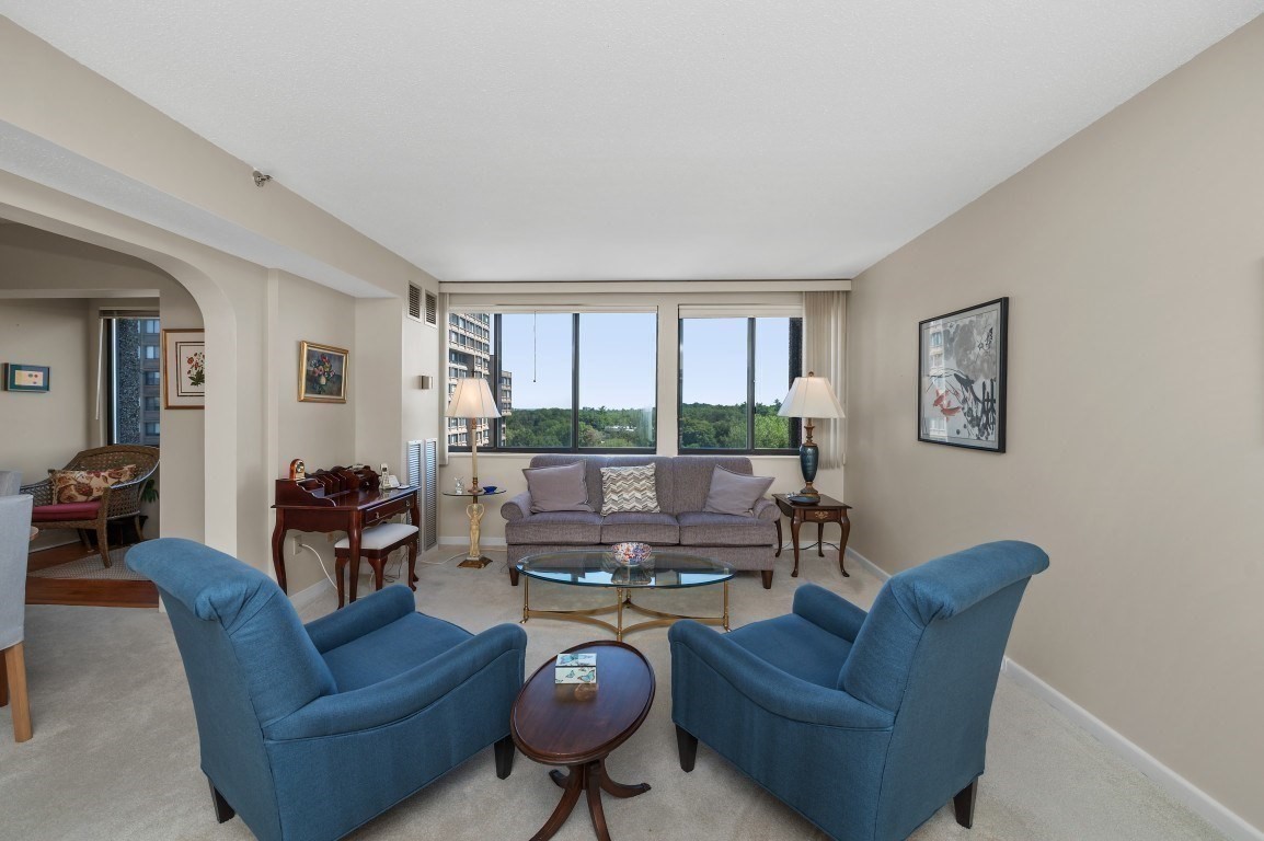 250 Hammond Pond Parkway # 1105s Property Photo 6