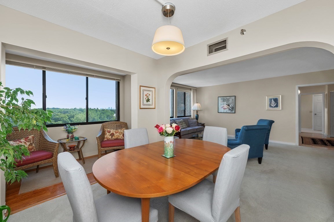 250 Hammond Pond Parkway # 1105s Property Photo 11