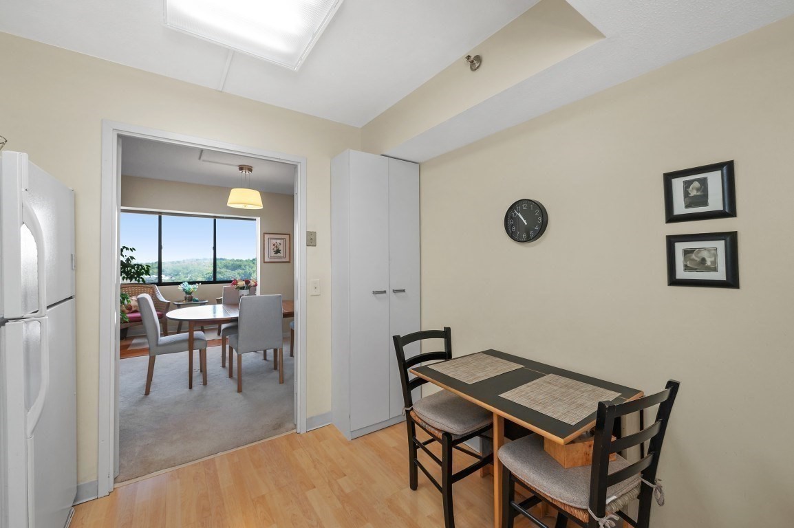 250 Hammond Pond Parkway # 1105s Property Photo 14